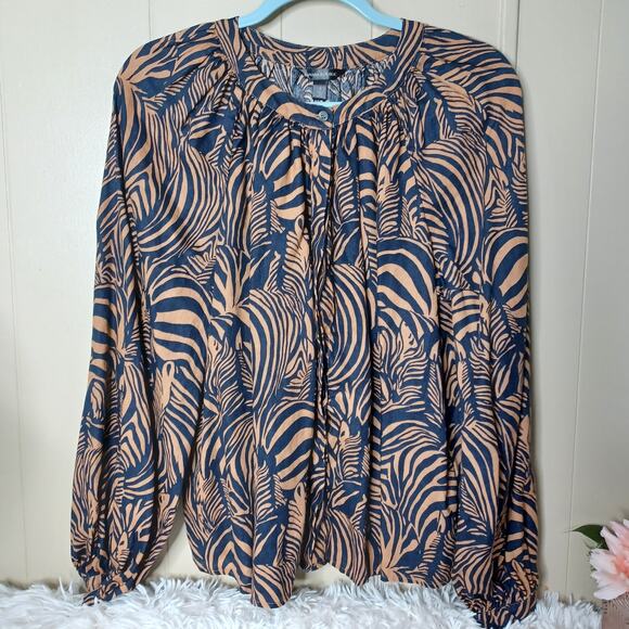 Banana Republic Women's Zebra Boxy Button Down Balloon Sleeve Top - Small - Picture 2 of 8